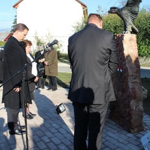 Koszorúzás - Szóládi Kulturális Egyesület 